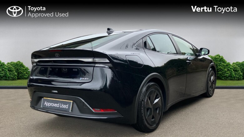 Toyota Prius 2.0 PHEV Design 5dr CVT Hatchback